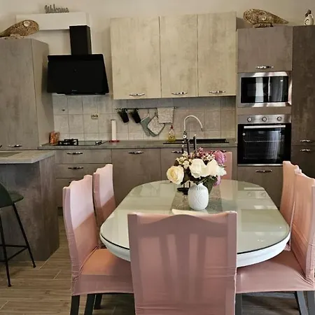 Roza 1 Apartment